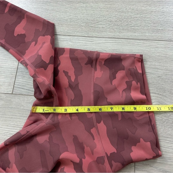 Lululemon Wunder Train High-Rise Crop Leggings 23" Heritage 365 Camo Brier Rose - Picture 12 of 15